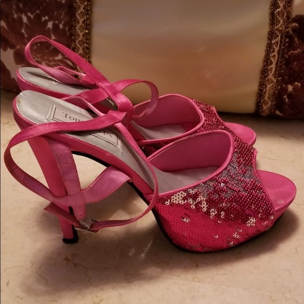Hot shoe